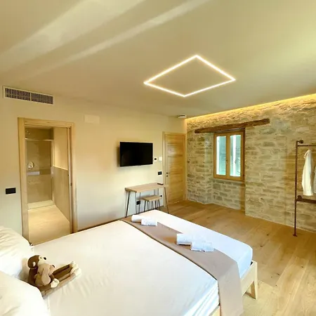 Evoluzioni - Bed & Breakfast Prunetto